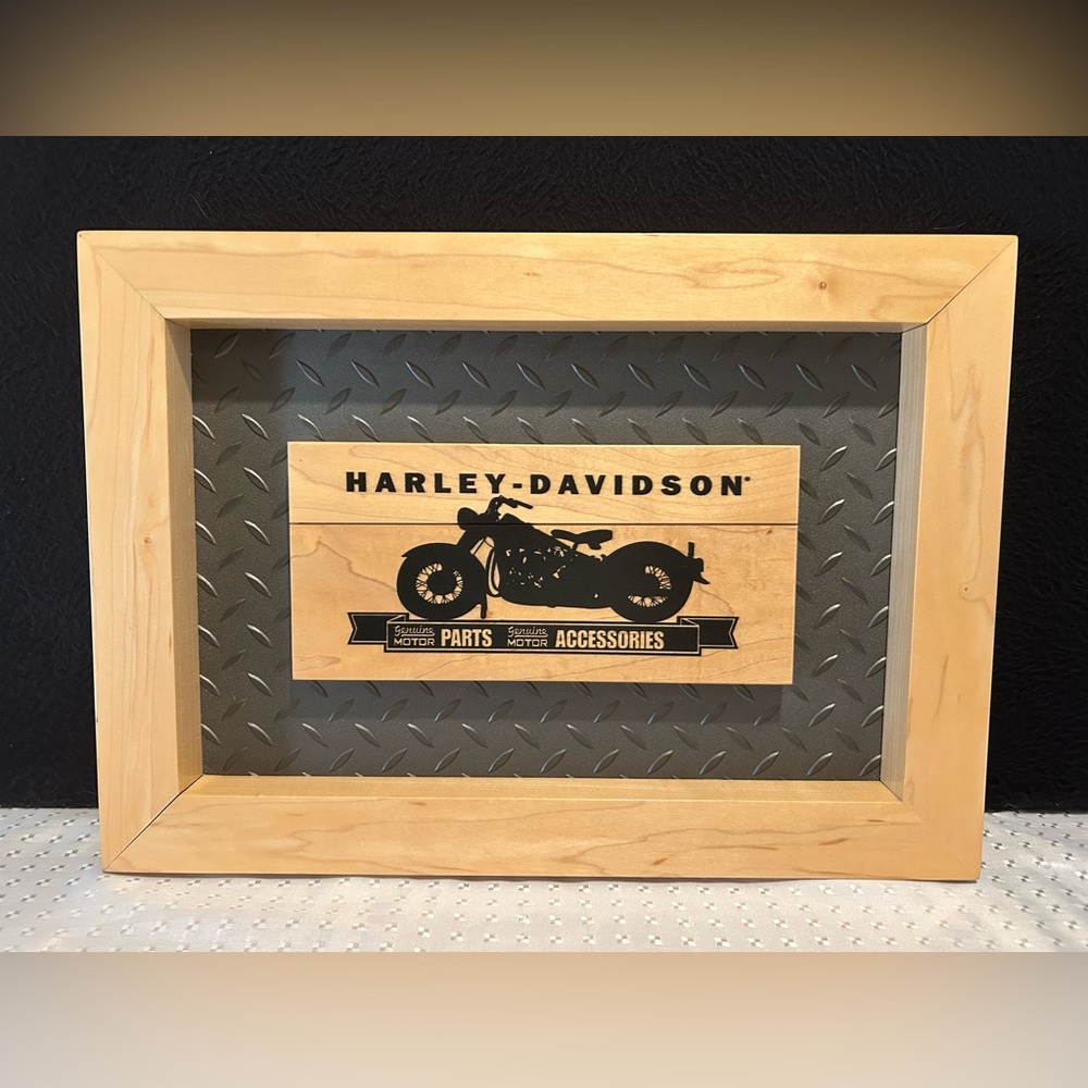 Harley Davidson Parts and Accessories Plaque Sign Diamond Plate & Hardwood